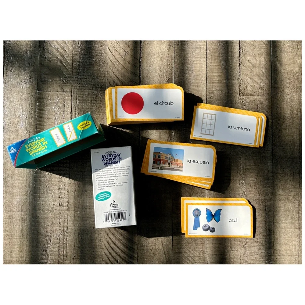Carson Dellosa 104 Spanish Flash Cards for Kids